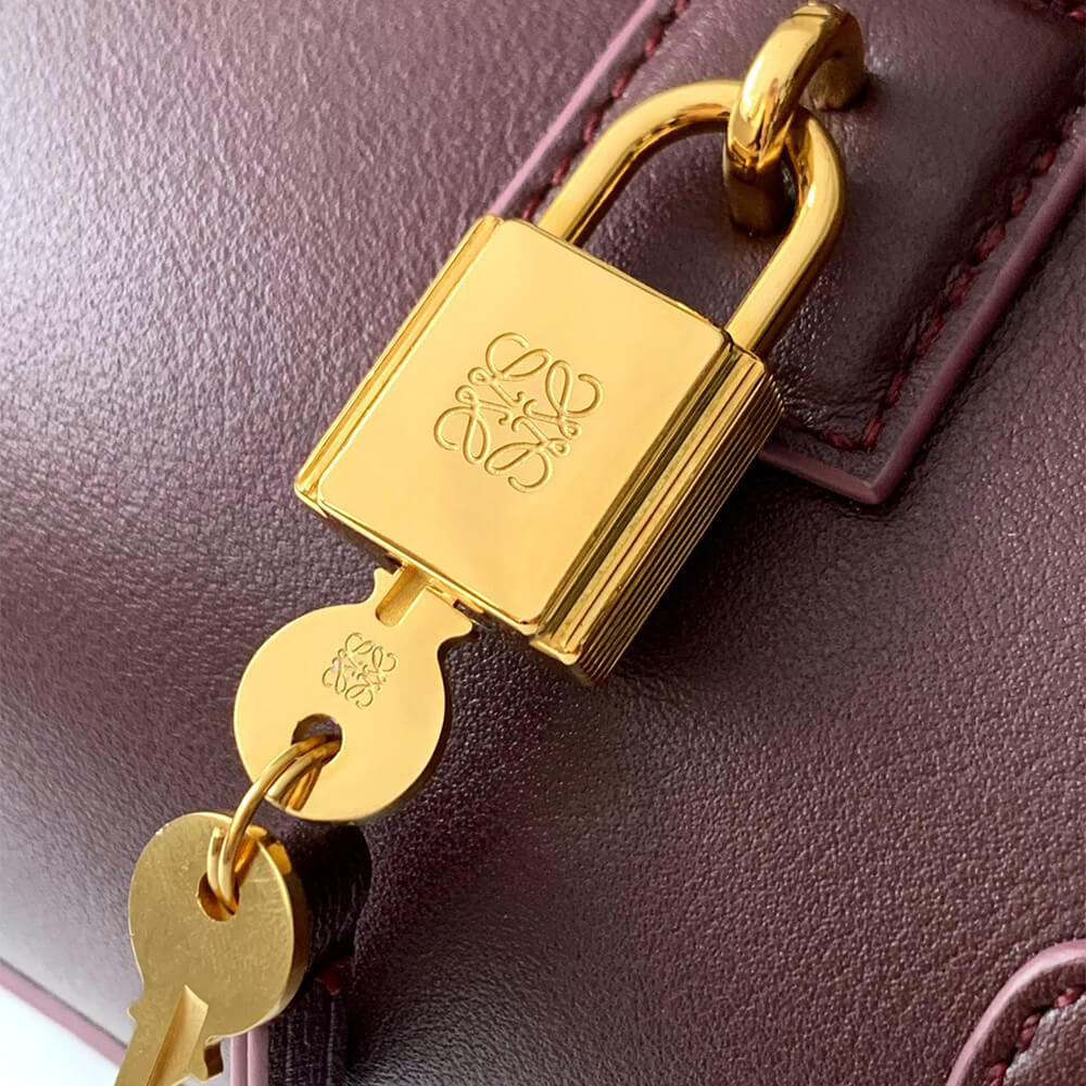LOEWE Amazona 23 Cropped bag in nappa calfskin (HIGH-END GRADE) - Image 6
