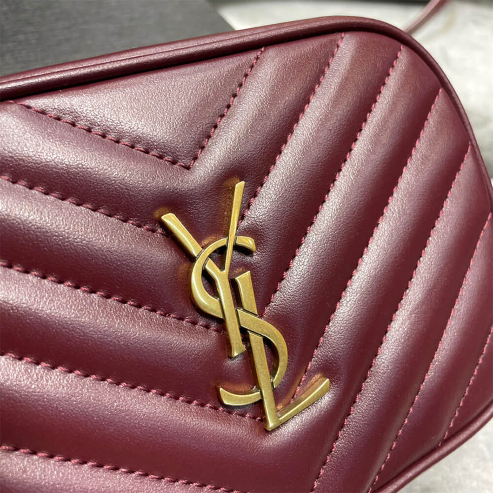 ROUGE YSL LOU BELT BAG IN MATELASSE LEATHER - Image 7